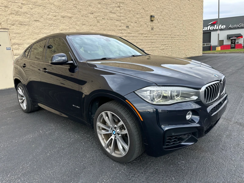 BMW X6 М50I/FULL/Без инциденти/Крайна цена с вс. такси!!!, снимка 1 - Автомобили и джипове - 47520920