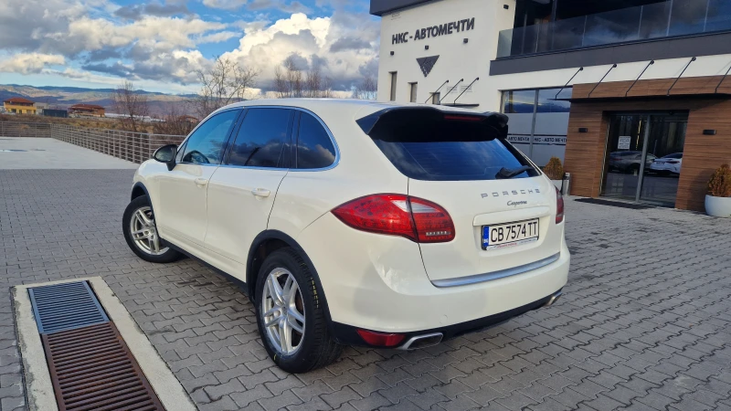 Porsche Cayenne БАРТЕР ЛИЗИГ, снимка 4 - Автомобили и джипове - 48283893