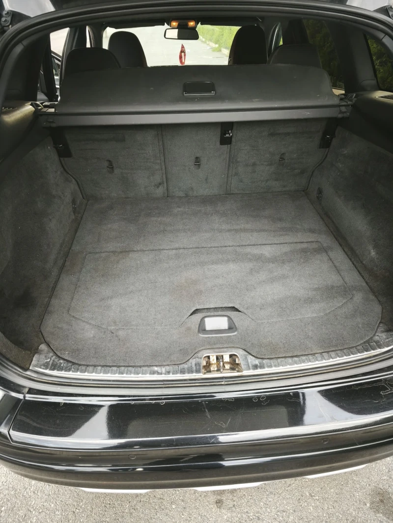 Volvo XC60 Един от най-обезопасените семейни автомобили., снимка 16 - Автомобили и джипове - 51954274