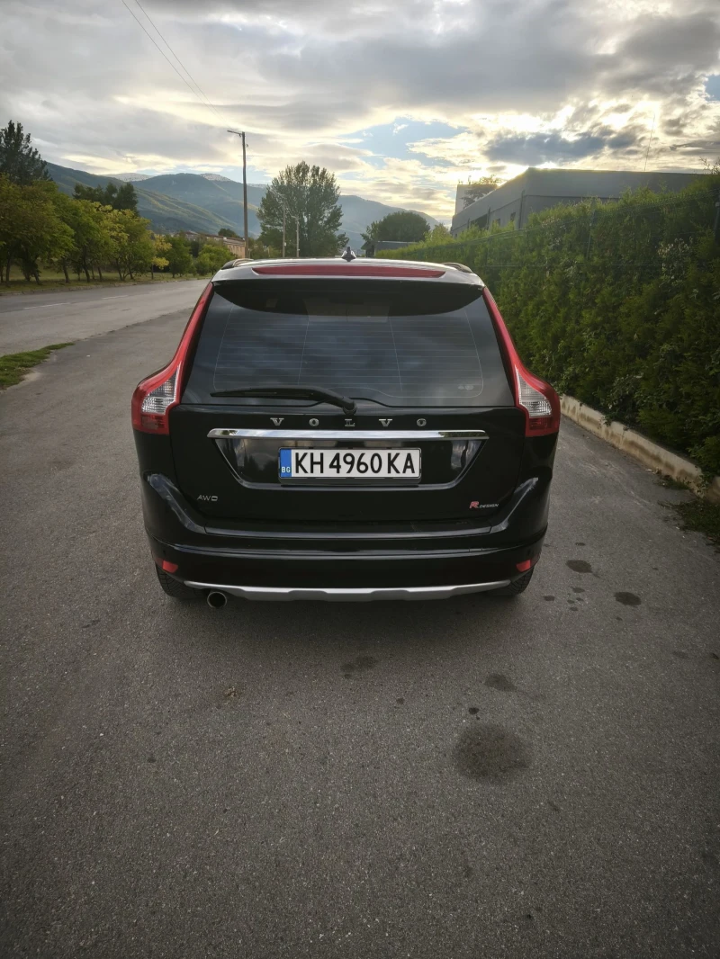 Volvo XC60 Един от най-обезопасените семейни автомобили., снимка 4 - Автомобили и джипове - 51954274