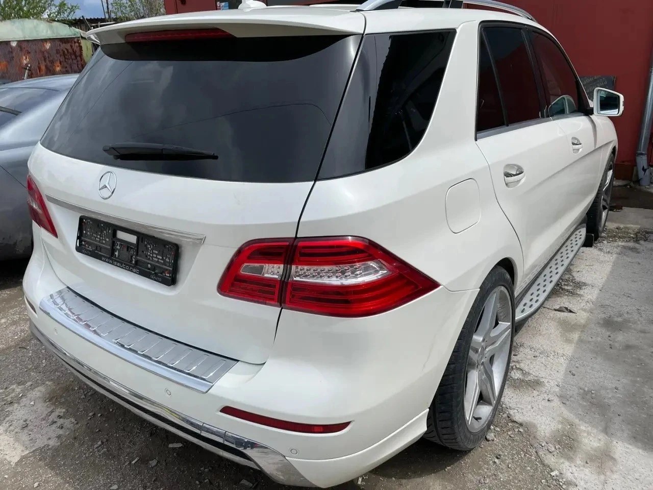 Mercedes-Benz ML 350  - изображение 2