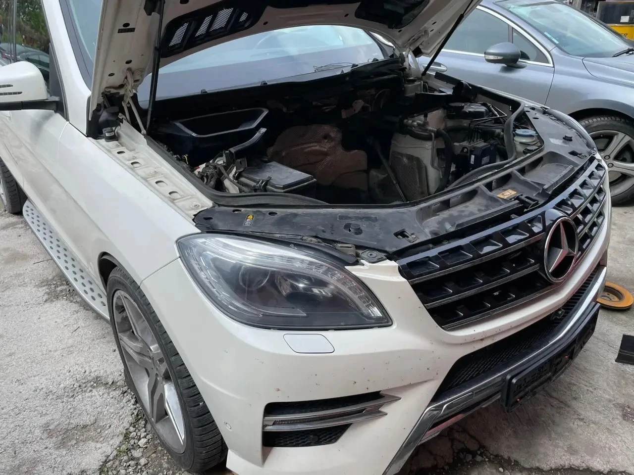 Mercedes-Benz ML 350 - [1] 