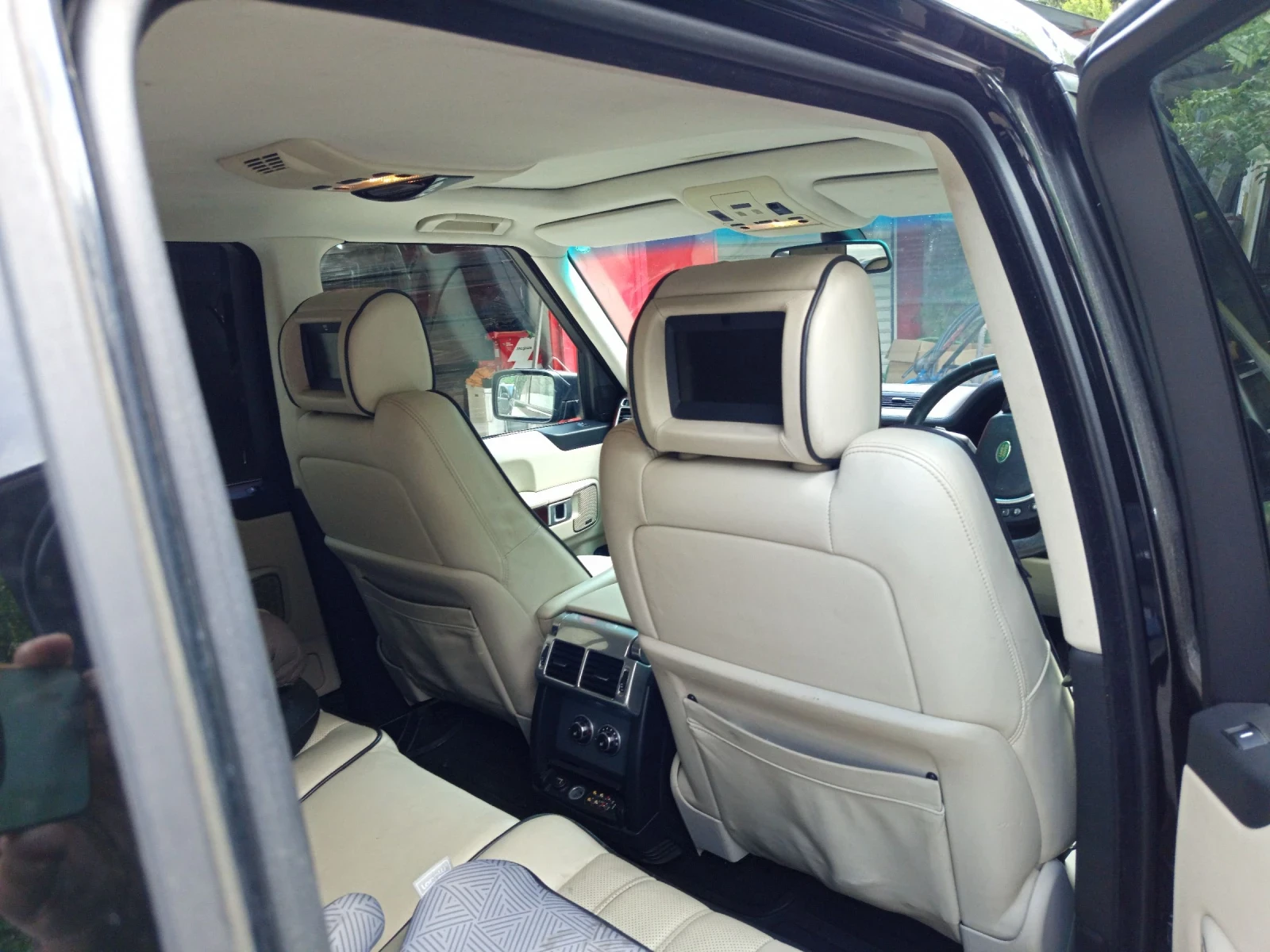 Land Rover Range rover 3.6 V8 diesel - изображение 8
