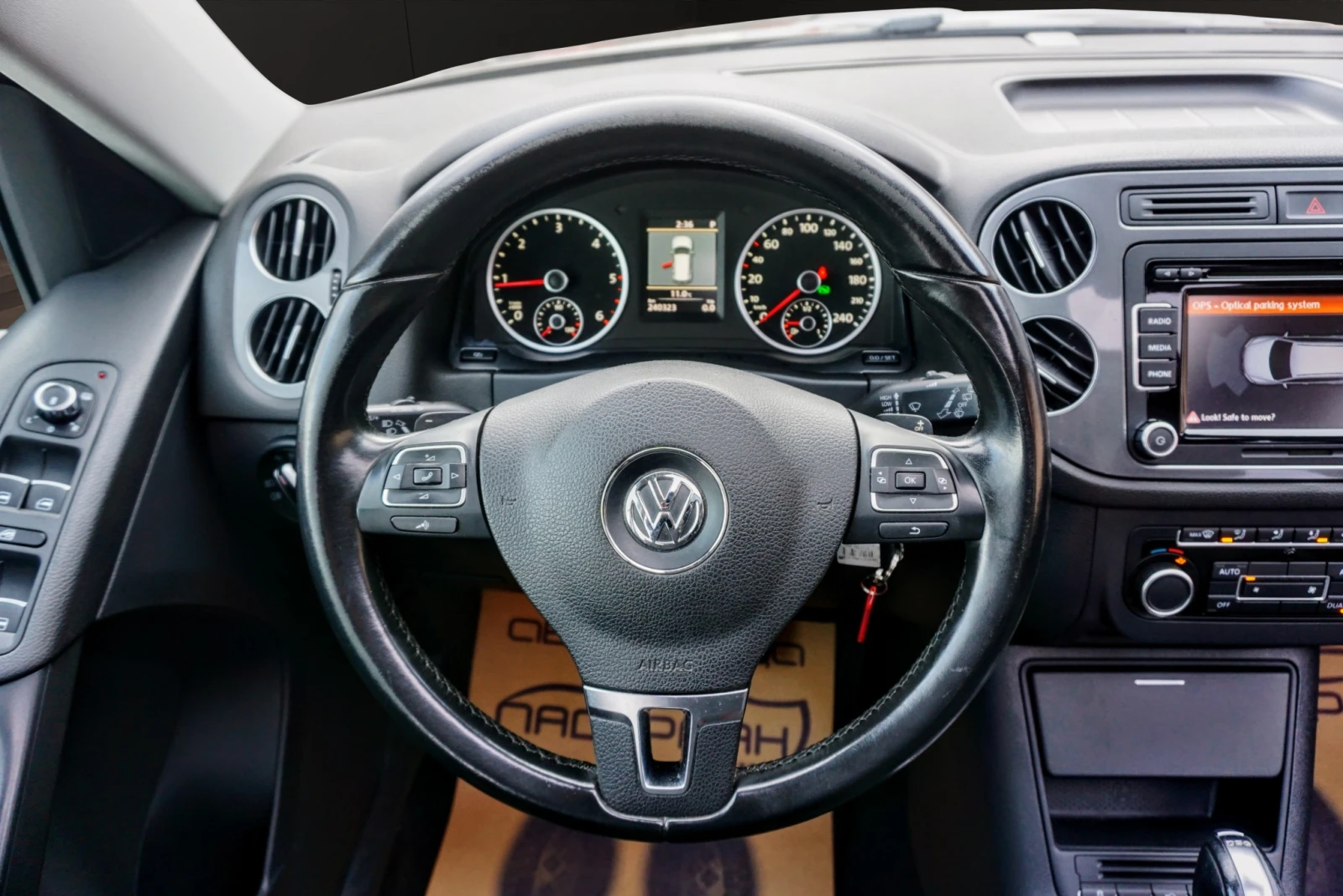 VW Tiguan 2.0TDI 4MOTION DSG PANO SPORT & STYLE - изображение 10