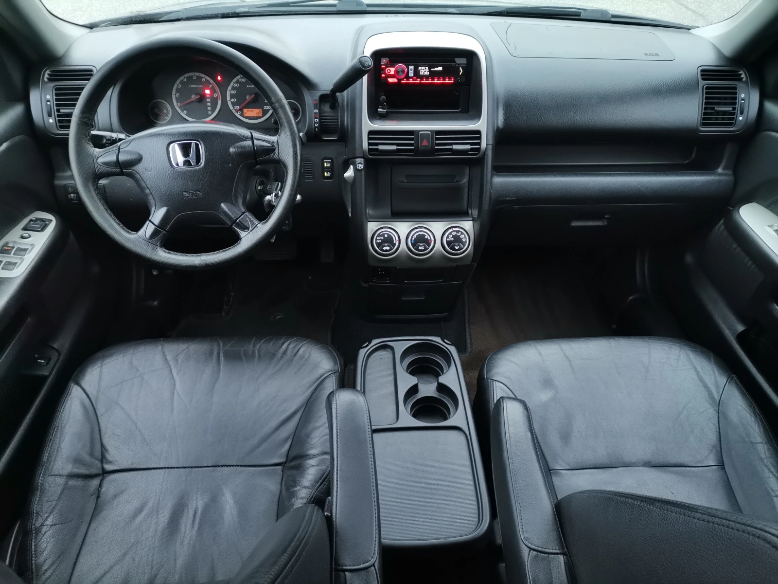 Honda Cr-v 2.0 VVT-I * Кожа* Шибидах* Автомат* Подгрев*  - изображение 10