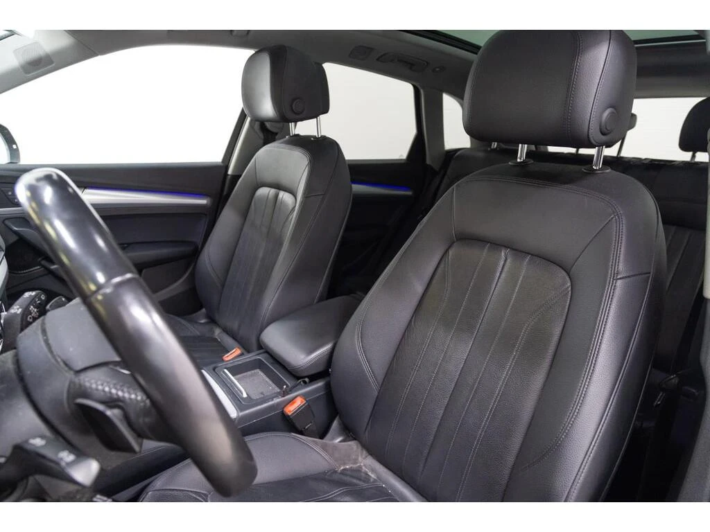 Audi Q5 PRESTIGE| 360 KAMЕРИ| АМБИЕНТ| ПАНОРАМА| CARFAX, снимка 16 - Автомобили и джипове - 53872707