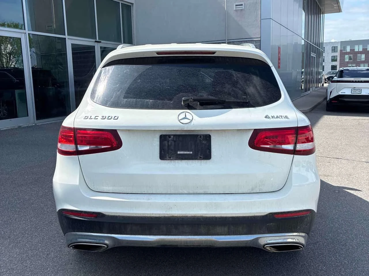 Mercedes-Benz GLC 300 4MATIC * ДИСТРОНИК* ПОДГРЕВИ* ПАНОРАМА* КАМЕРА* , снимка 5 - Автомобили и джипове - 54630472