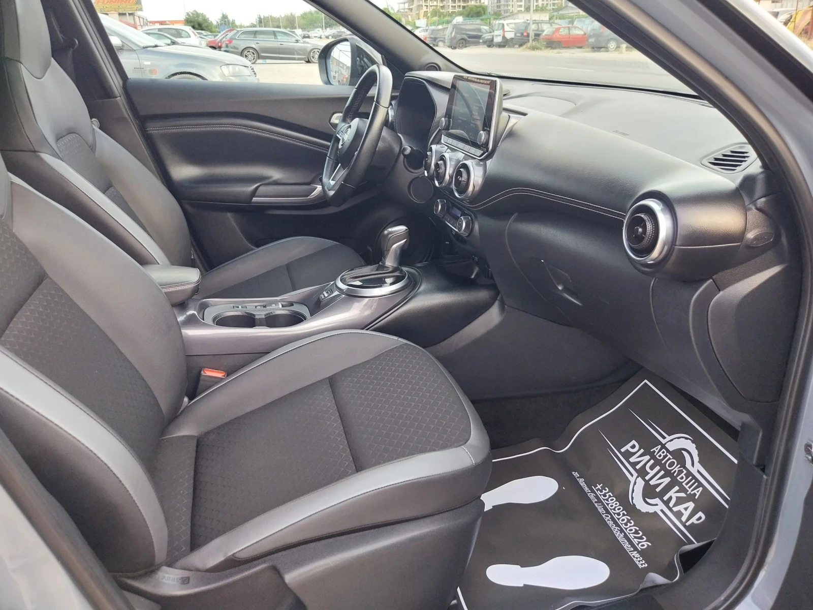 Nissan Juke 1.6 HIBRID N-Conecta, снимка 11 - Автомобили и джипове - 55127636