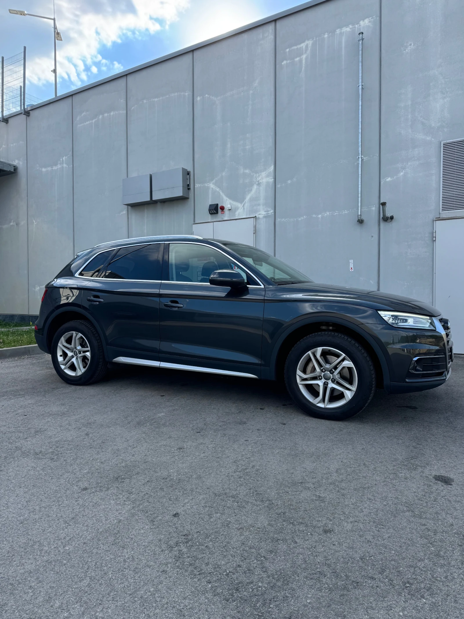 Audi Q5 40TDI, снимка 3 - Автомобили и джипове - 55151402