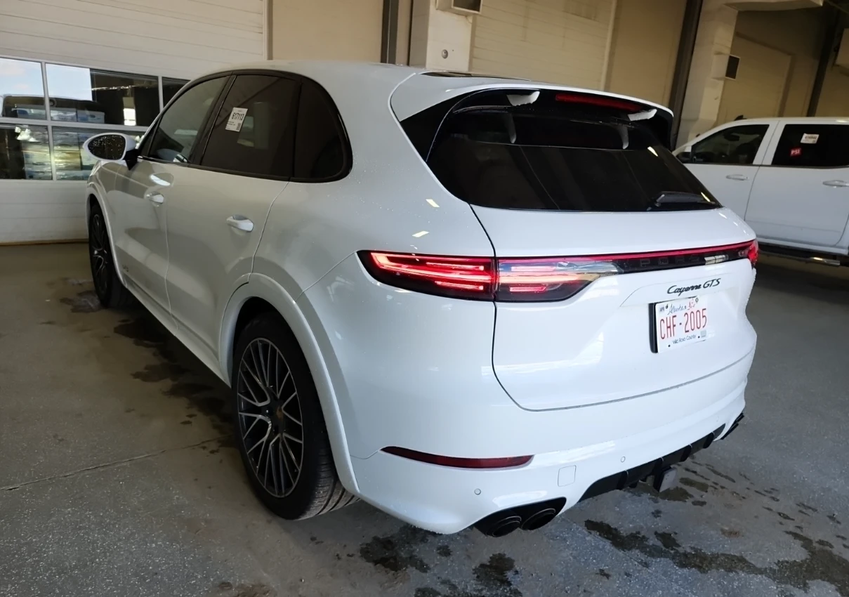 Porsche Cayenne V8 Twin-Turbo* GTS* V8* Sport* Chrono* , снимка 4 - Автомобили и джипове - 55224663
