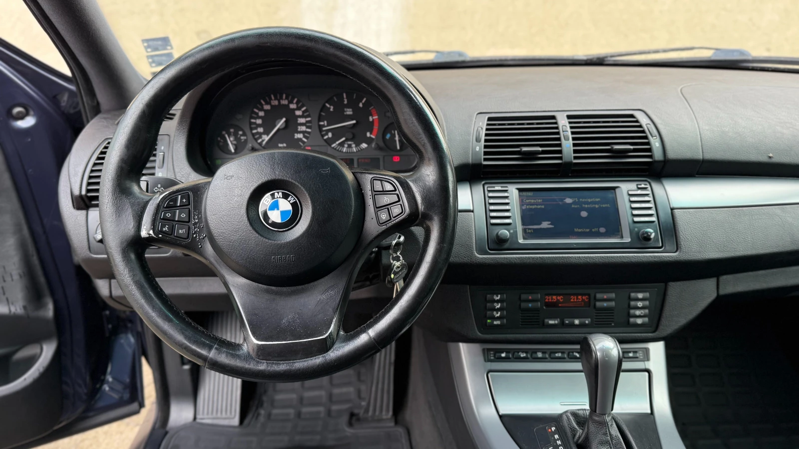 BMW X5 3.0D, снимка 10 - Автомобили и джипове - 56085493