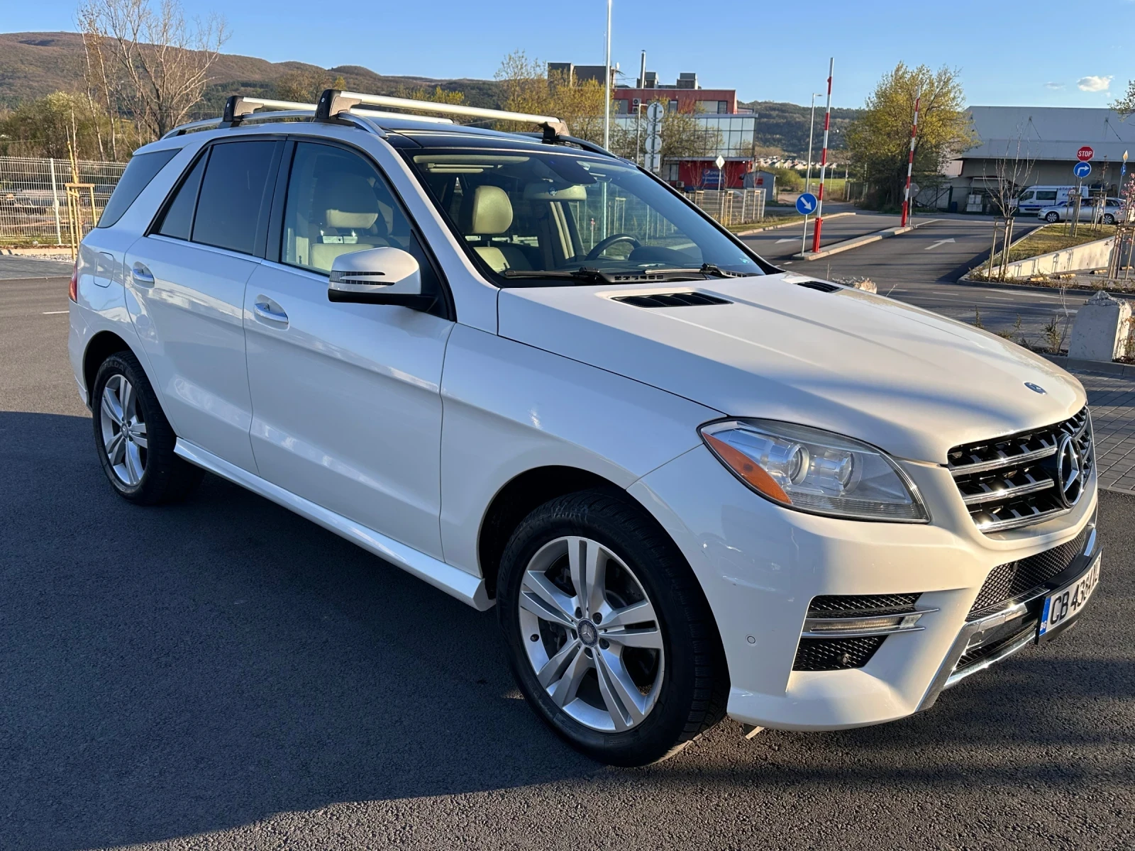 Mercedes-Benz ML 350, снимка 3 - Автомобили и джипове - 56139135