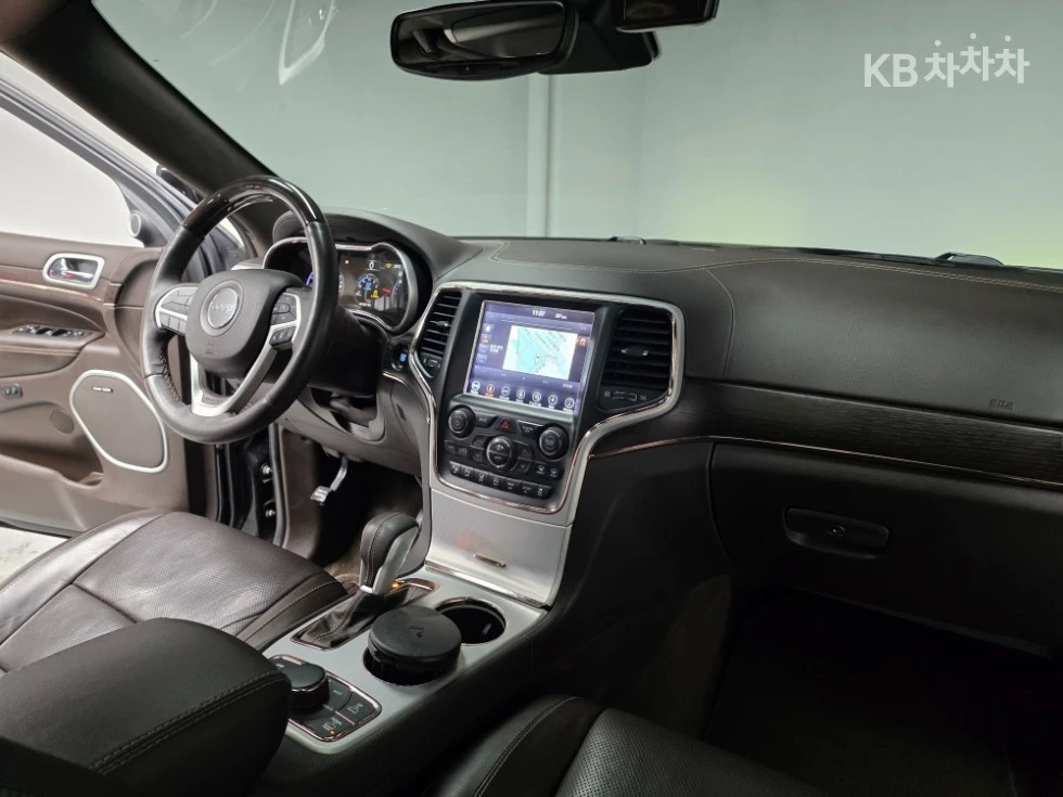 Jeep Grand cherokee 3.0 CRD / Overland Summit | Mobile.bg � ����������� 10