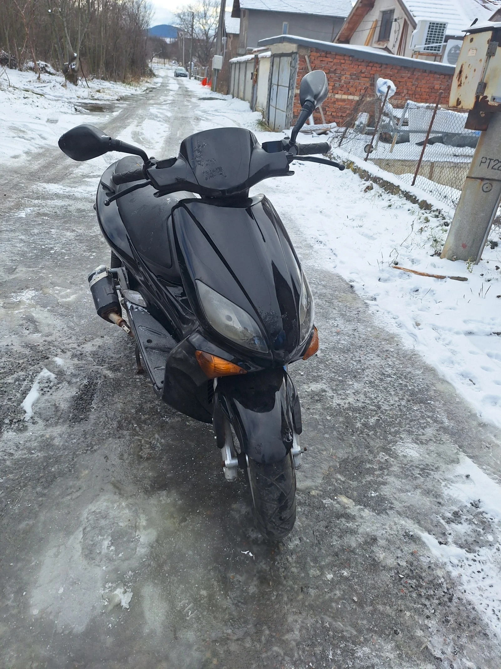 Yamaha YQ, снимка 1