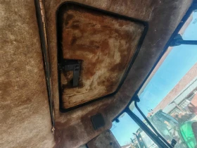 Трактор Massey 3690, снимка 11