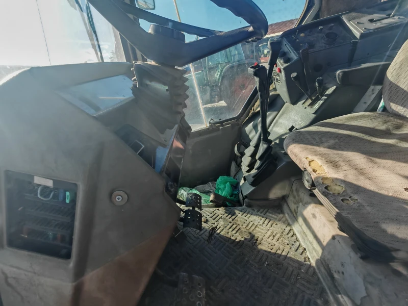 Трактор Massey 3690, снимка 8 - Селскостопанска техника - 52580004