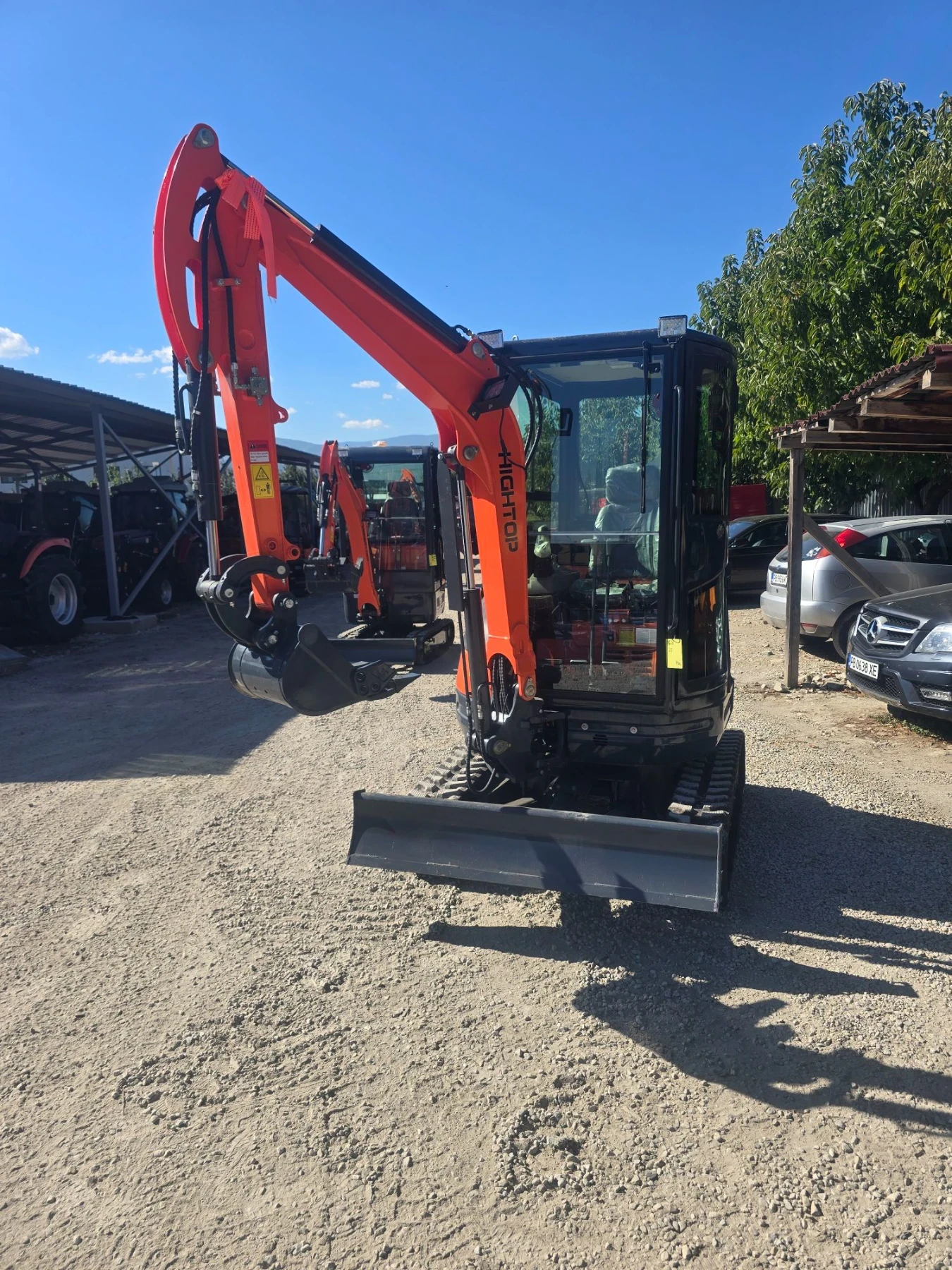 Багер FIAT Hitachi 2.5 тон, с Kubota двигател