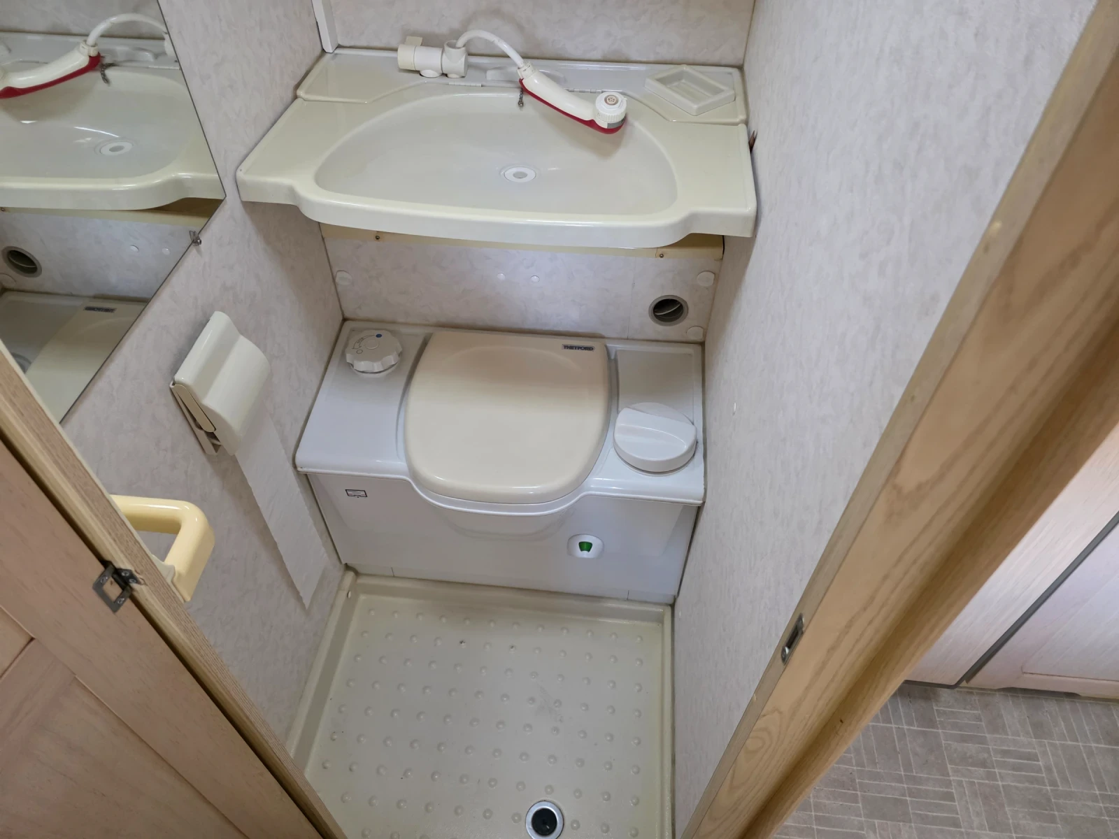  ABI HOME CAR 380 WC | Mobile.bg   16