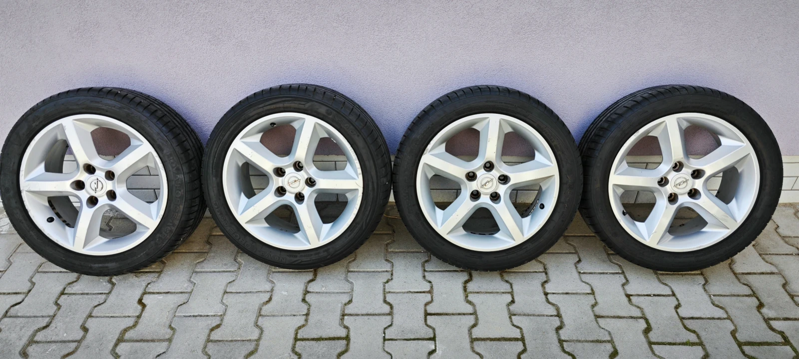���� � ������ 215/50R17 �� Opel Astra | Mobile.bg � ����������� 1