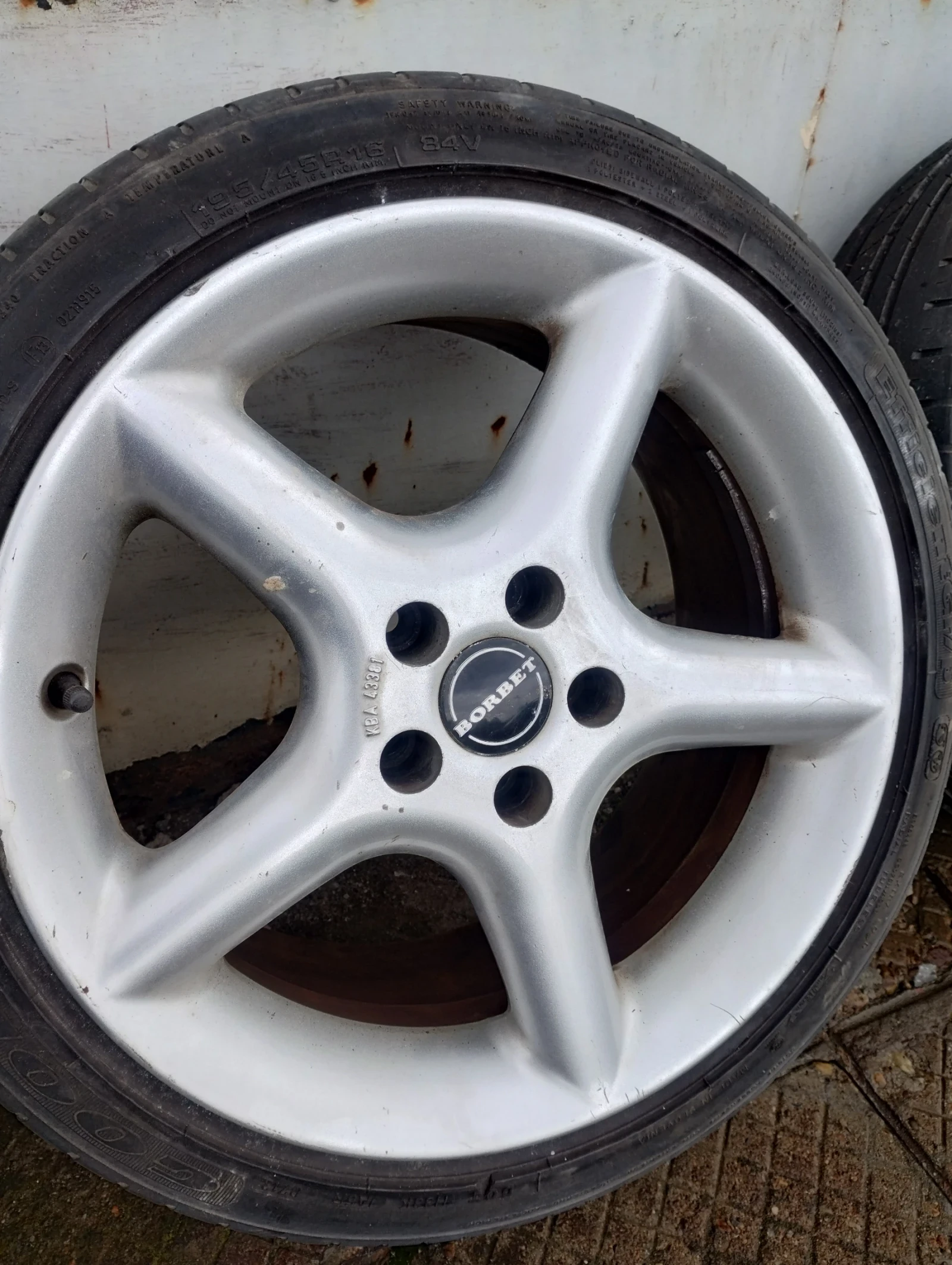 ���� � ������ 195/45R16 | Mobile.bg � ����������� 2
