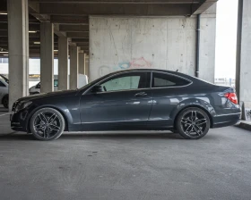 Mercedes-Benz C 220, снимка 2