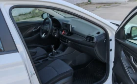 Hyundai I30 1.6CRDI LineAssist* Bluetooth* LED* Cruise, снимка 9