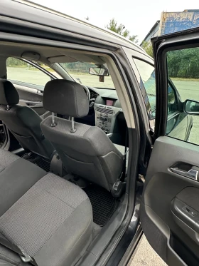 Opel Astra - 2862 € / 5597.59 лв. - 63223728 12