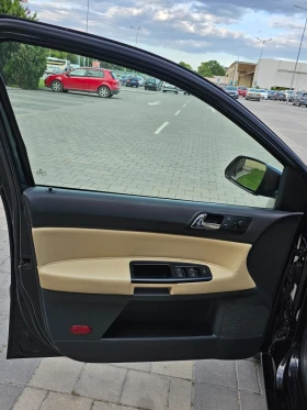 VW Polo .2 Comfortline - Кожа - Парктроник - Климатроник - 2607 € / 5098.85 лв. - 29288324 10