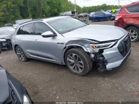 ������ Audi E-Tron