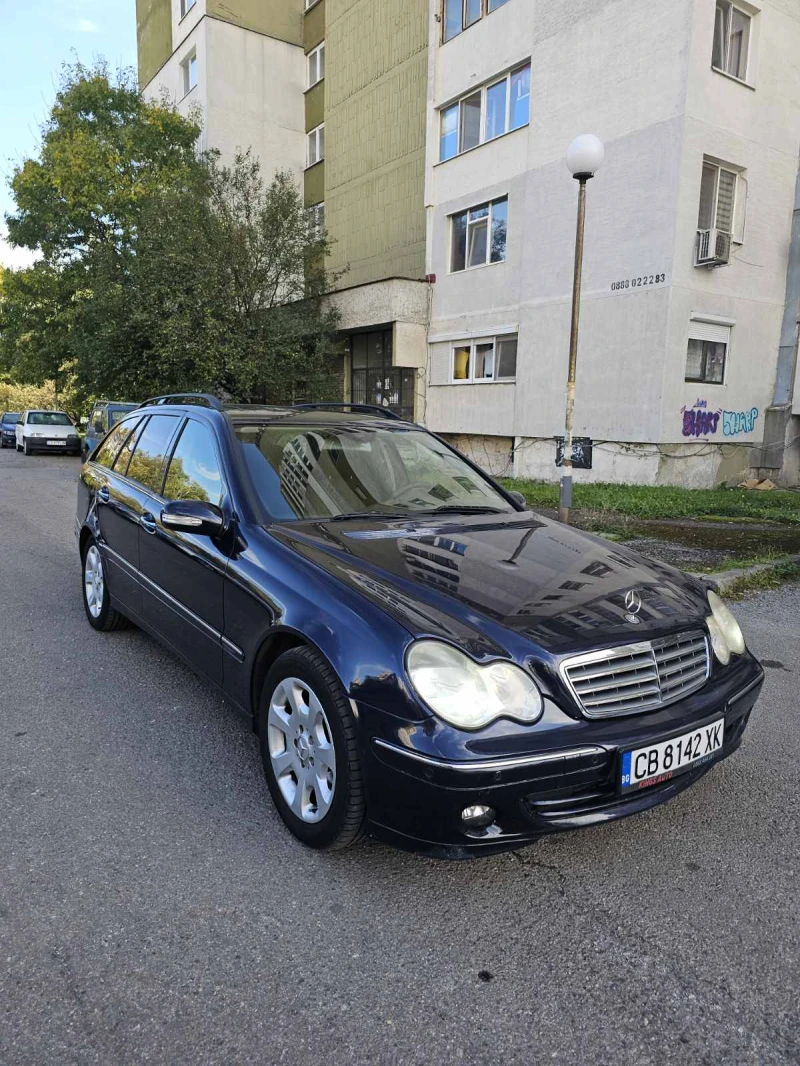 Mercedes-Benz C 220, снимка 3 - Автомобили и джипове - 47633430