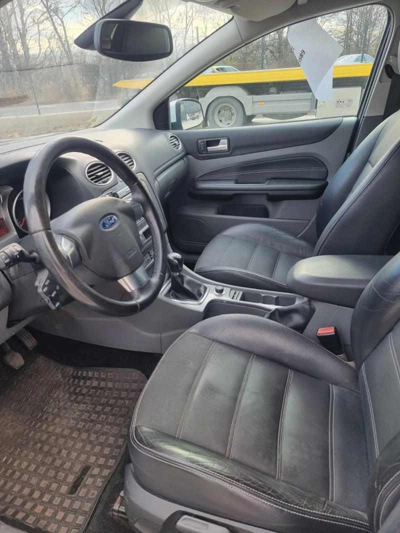 Ford Focus, снимка 14 - Автомобили и джипове - 48076844