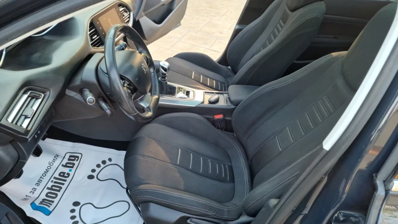 Peugeot 308 1.2T-131k.c.-EURO 6B, снимка 9 - Автомобили и джипове - 52618632