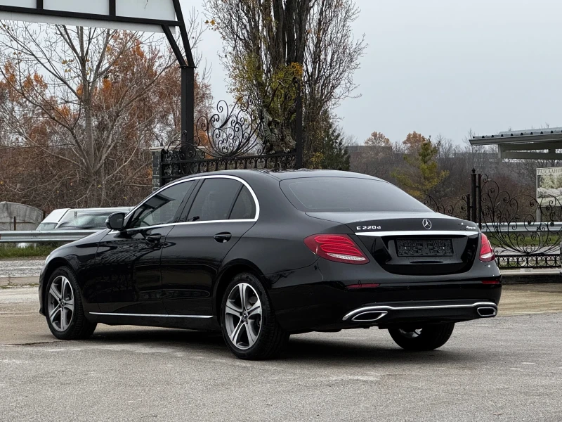 Mercedes-Benz E 220 4Matic ИТАЛИЯ, снимка 3 - Автомобили и джипове - 52656384