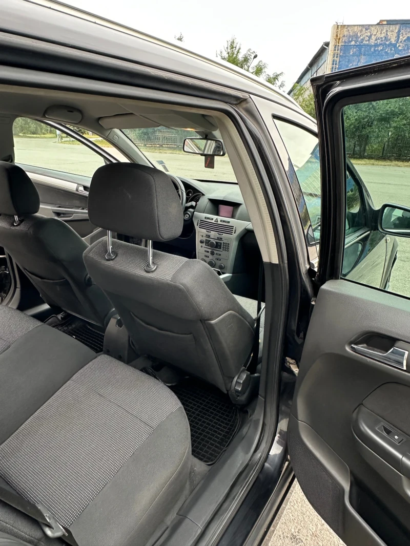 Opel Astra, снимка 12 - Автомобили и джипове - 53041216