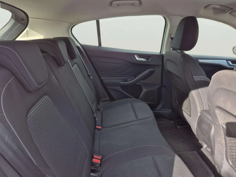 Ford Focus 1.0 EcoBoost, снимка 10 - Автомобили и джипове - 53046671