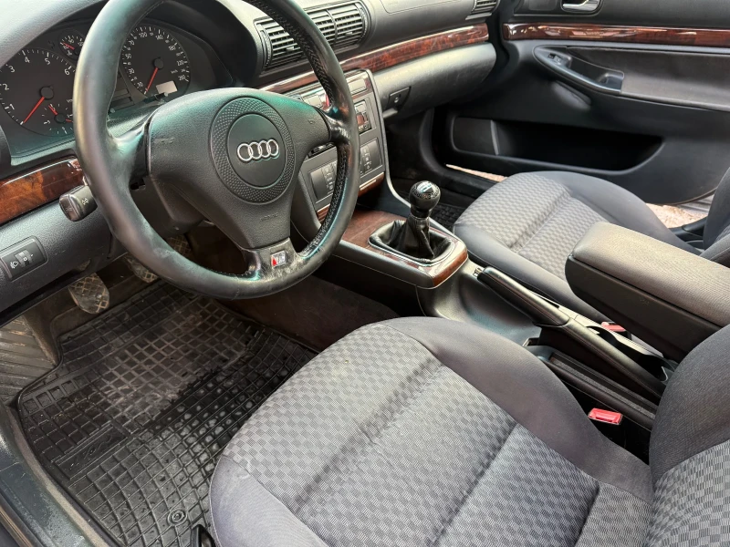 Audi A4, снимка 8 - Автомобили и джипове - 53063191