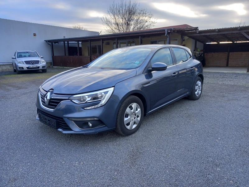 Renault Megane, снимка 8 - Автомобили и джипове - 53099165