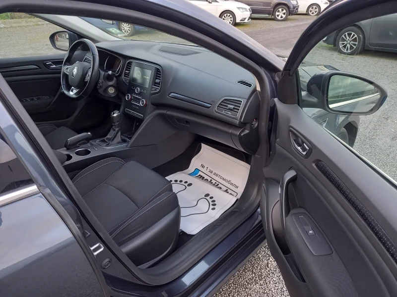 Renault Megane, снимка 9 - Автомобили и джипове - 53099165