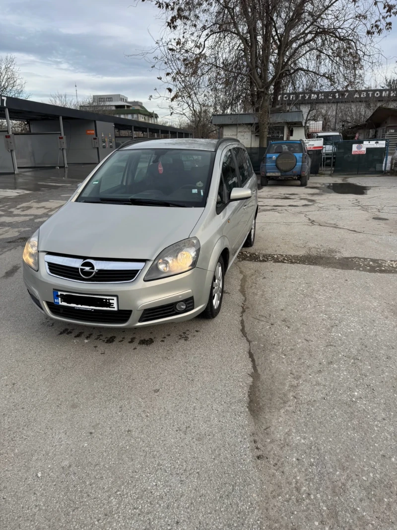 Opel Zafira 1.9 CDTI, снимка 2 - Автомобили и джипове - 53274624