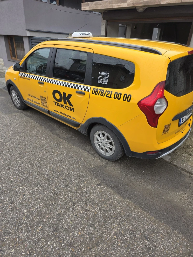 Dacia Lodgy 1.2 115к.с.2016 година, снимка 3 - Автомобили и джипове - 53514544