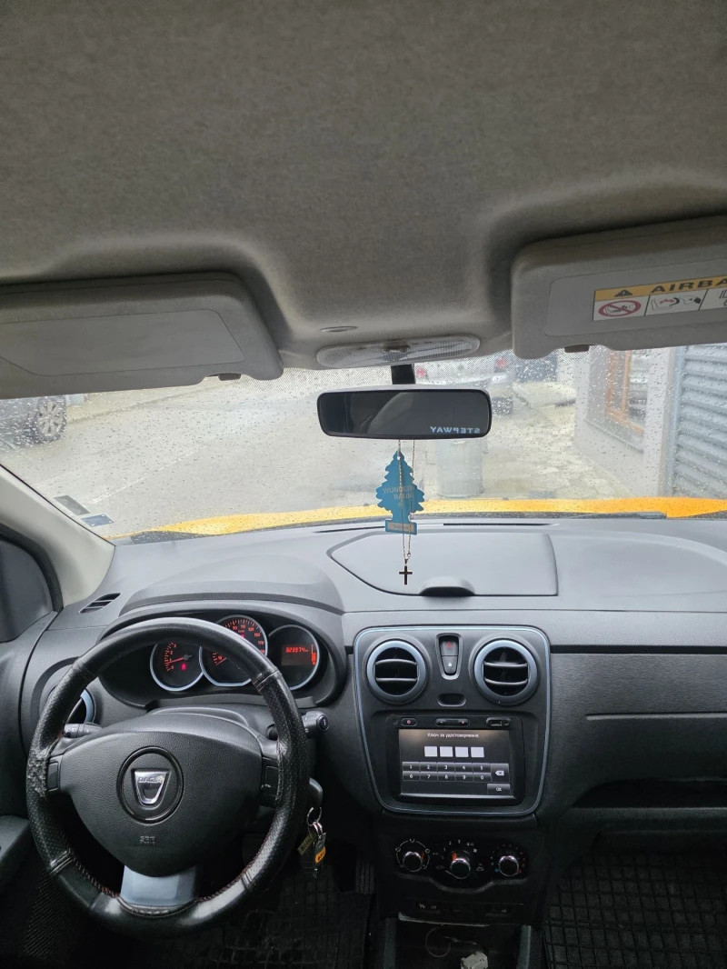 Dacia Lodgy 1.2 115к.с.2016 година, снимка 5 - Автомобили и джипове - 53514544