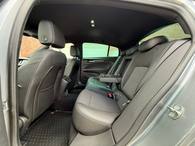 Opel Insignia EXCLUSIVE-1.6T-AVTOMAT-ШВЕЙЦАРИЯ-TOP-, снимка 15 - Автомобили и джипове - 53525392