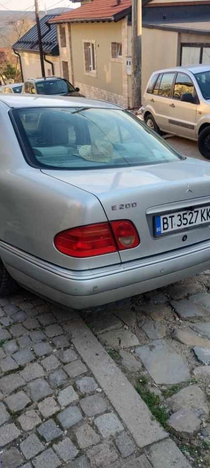 Mercedes-Benz 110, снимка 1 - Автомобили и джипове - 46461756