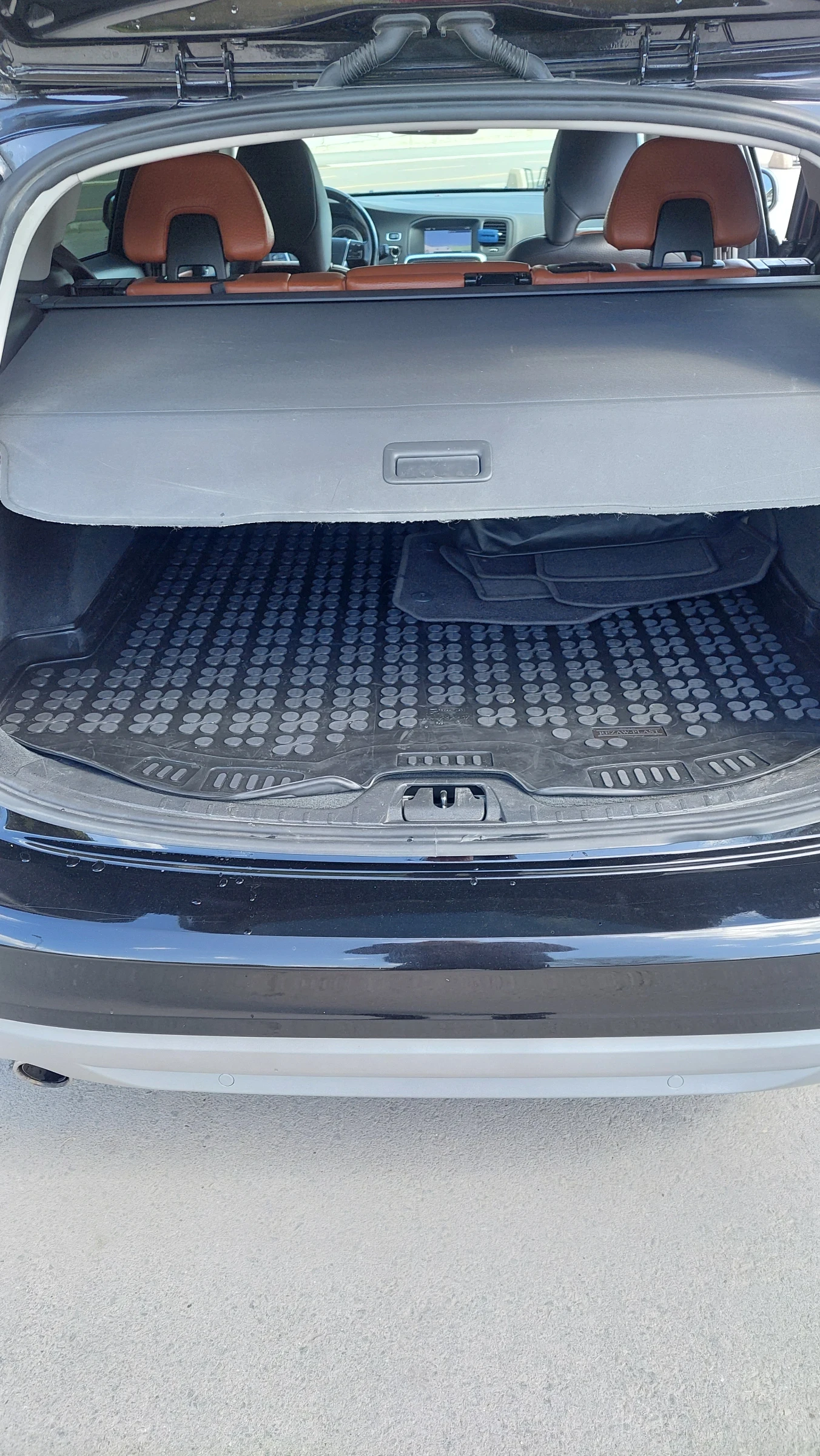 Volvo V60 2.4 D4 AWD BiTurbo | Mobile.bg   17