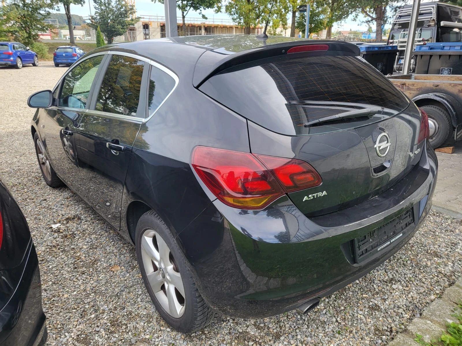 Opel Astra 2.0 CDTi - изображение 2