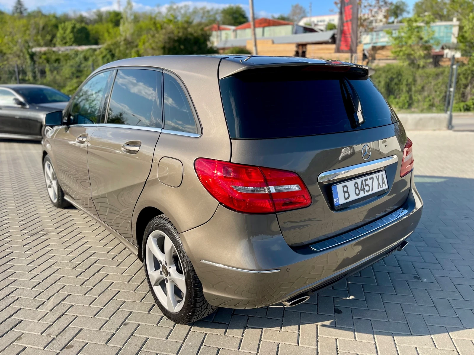 Mercedes-Benz B 180 Avantgard - изображение 3