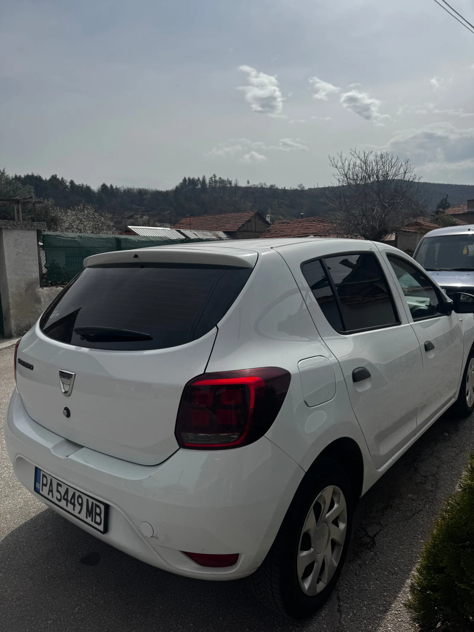 Dacia Sandero  - изображение 3