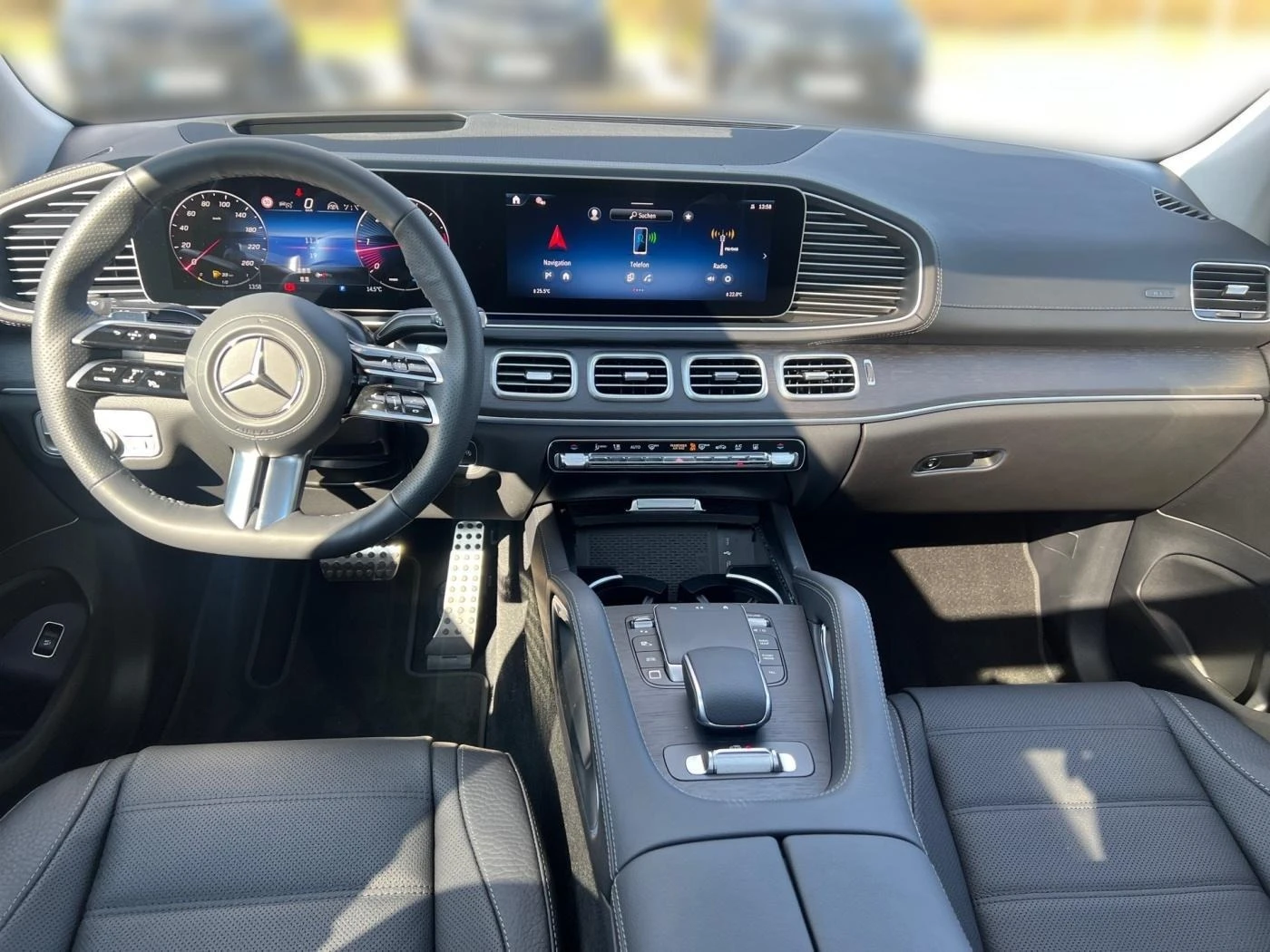 Mercedes-Benz GLS 450 d 4MATIC AMG NIGHT HEAD UP PANO 360 CAMERA  - изображение 4