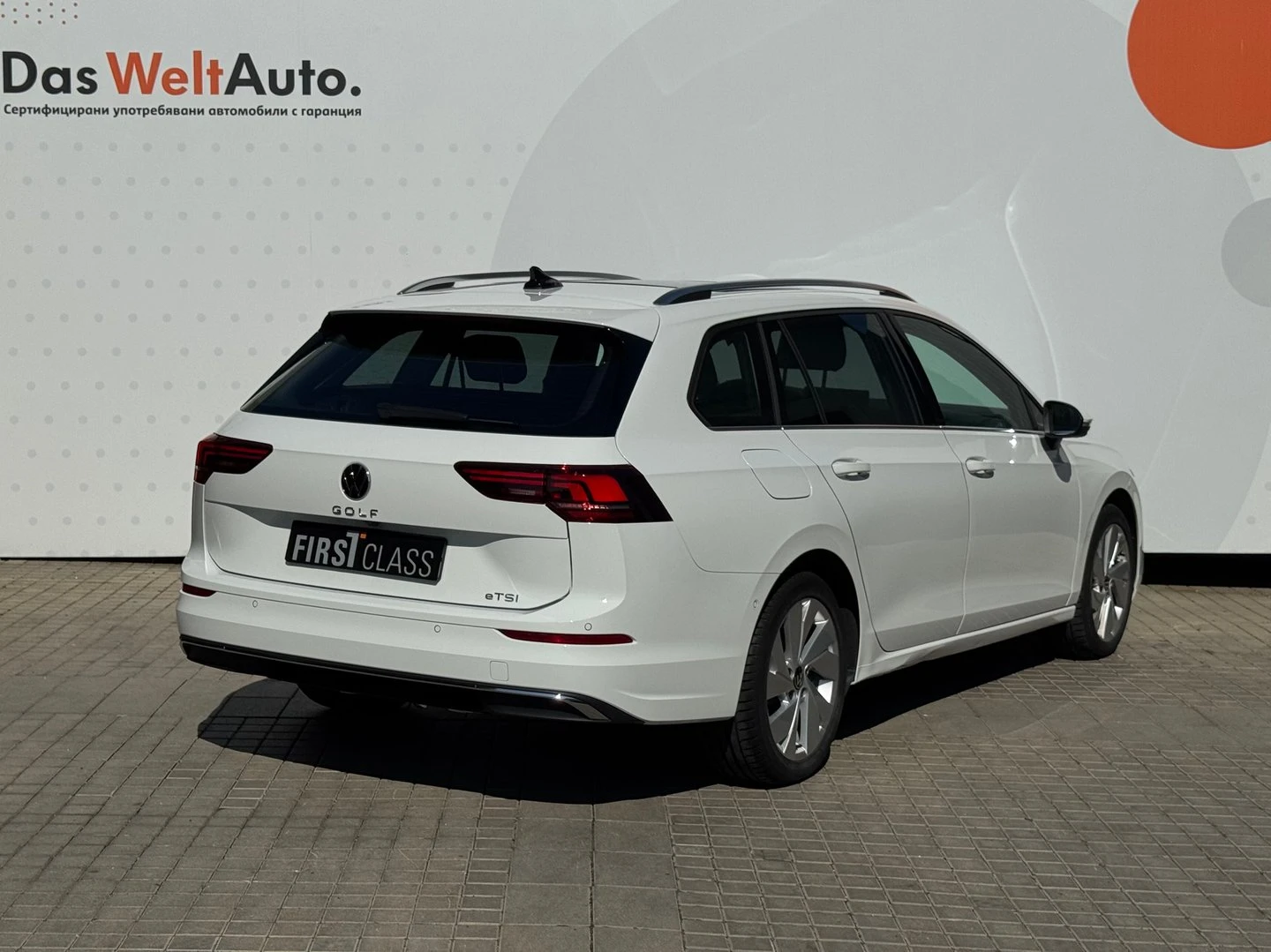 VW Golf Variant 8 Style 1.5 eTSI OPF DSG | Mobile.bg — изображение 3