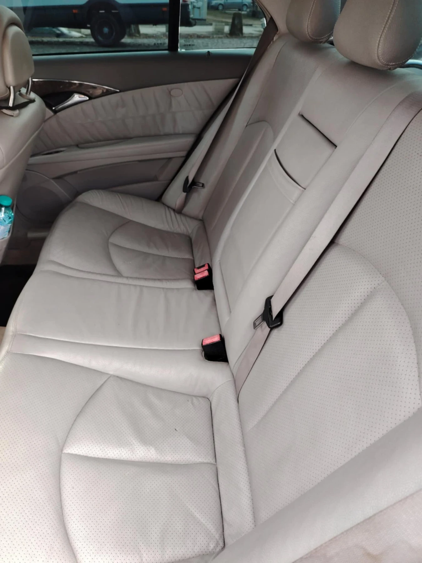 Mercedes-Benz E 270  - изображение 7